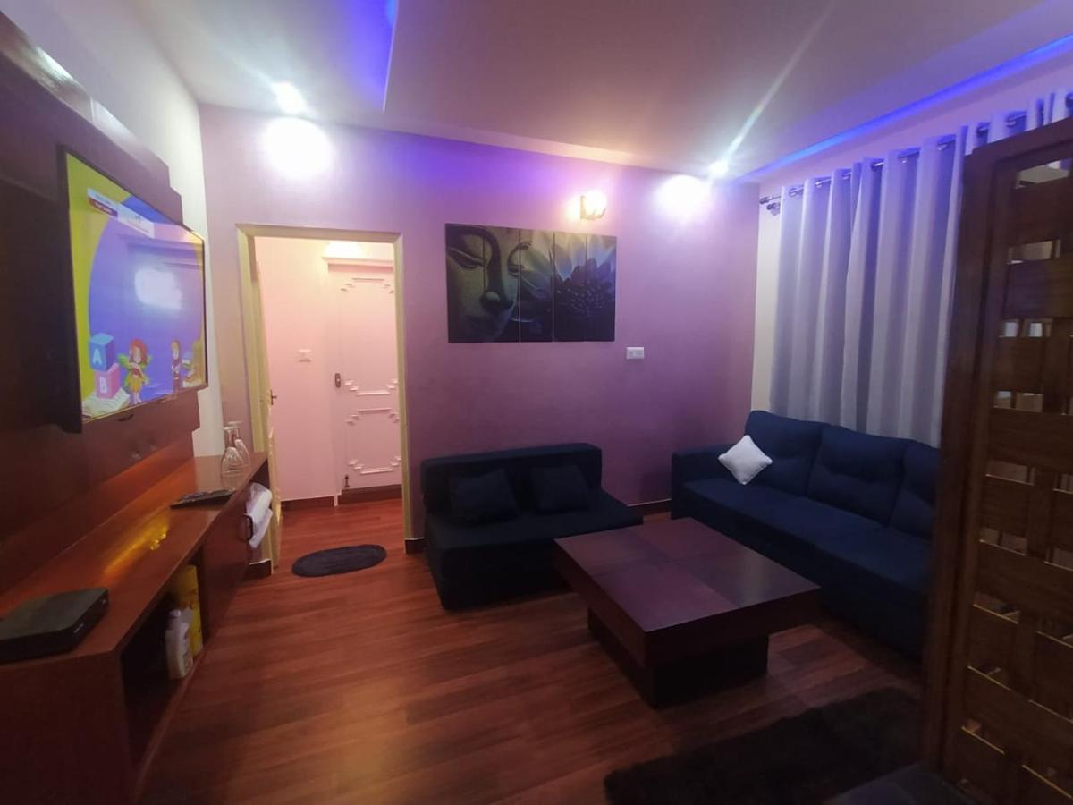 Deluxe Homestay Apartments With Kitchen In Simlá Kültér fotó